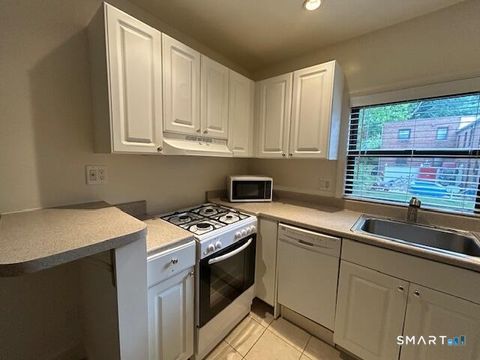 Photo of 34 prospect Street #1H, Norwalk, CT 06850 (MLS # 24190029)