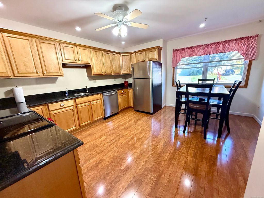 Photo of 263 Navajo Loop #263, Shelton, CT 06484 (MLS # 24130361)