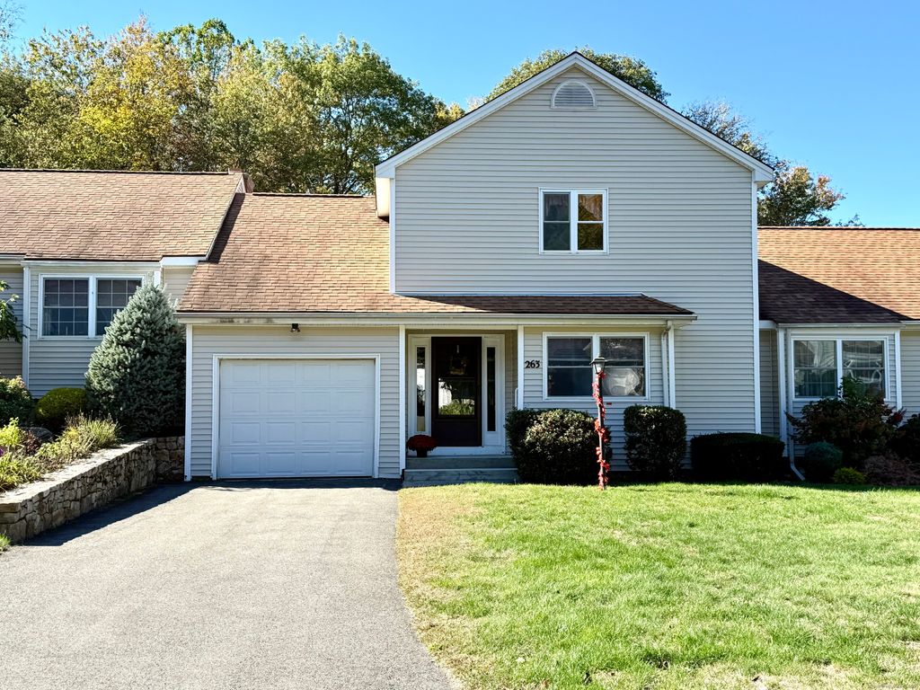 Photo of 263 Navajo Loop #263, Shelton, CT 06484 (MLS # 24130361)