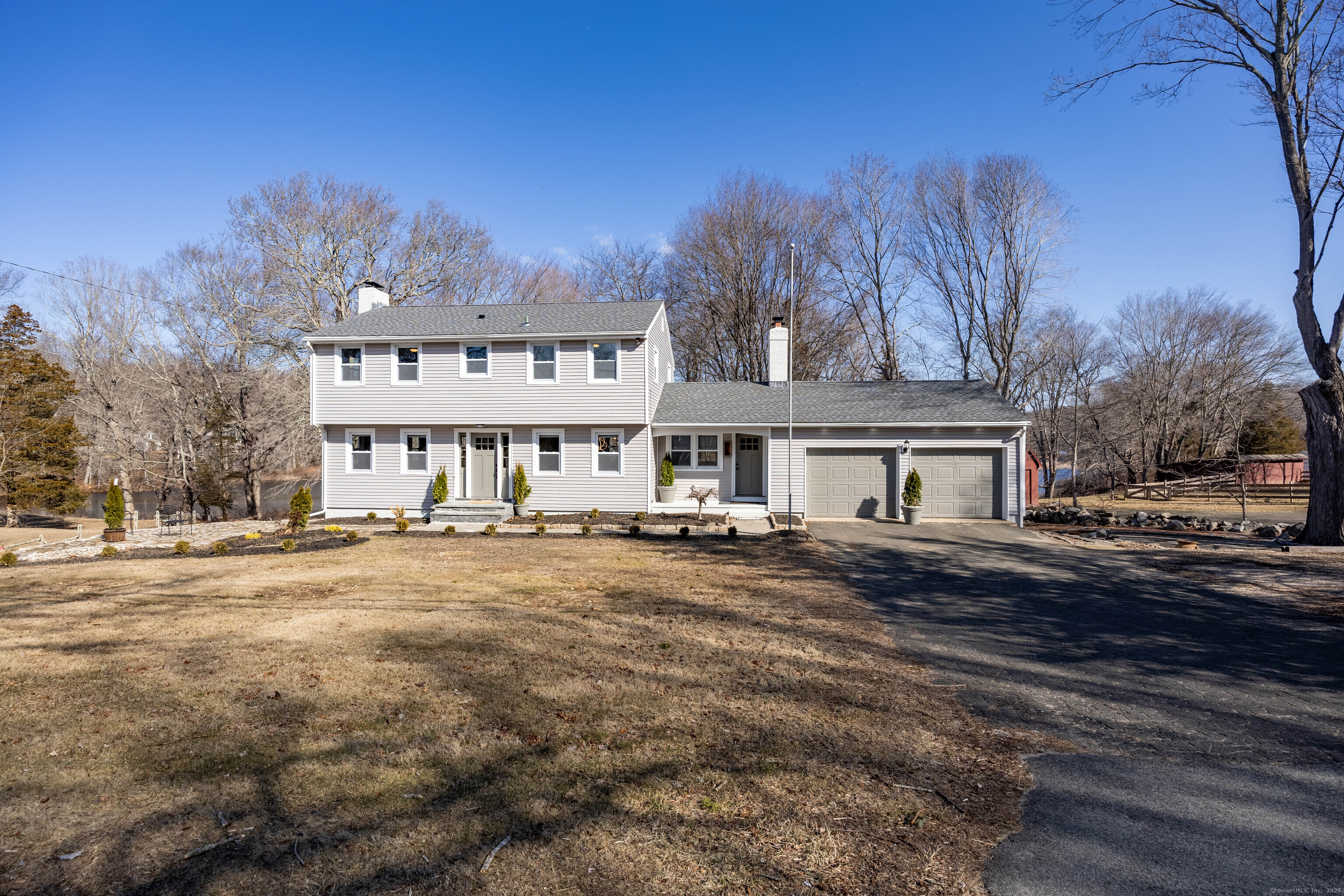 Mcveagh Road, Westbrook, Connecticut - 4 Bedrooms  
3 Bathrooms  
8 Rooms - 