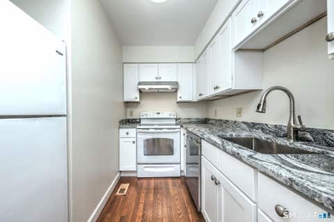 Tiny photo for 1423 Quinnipiac Avenue #302, New Haven, CT 06513 (MLS # 24199063)