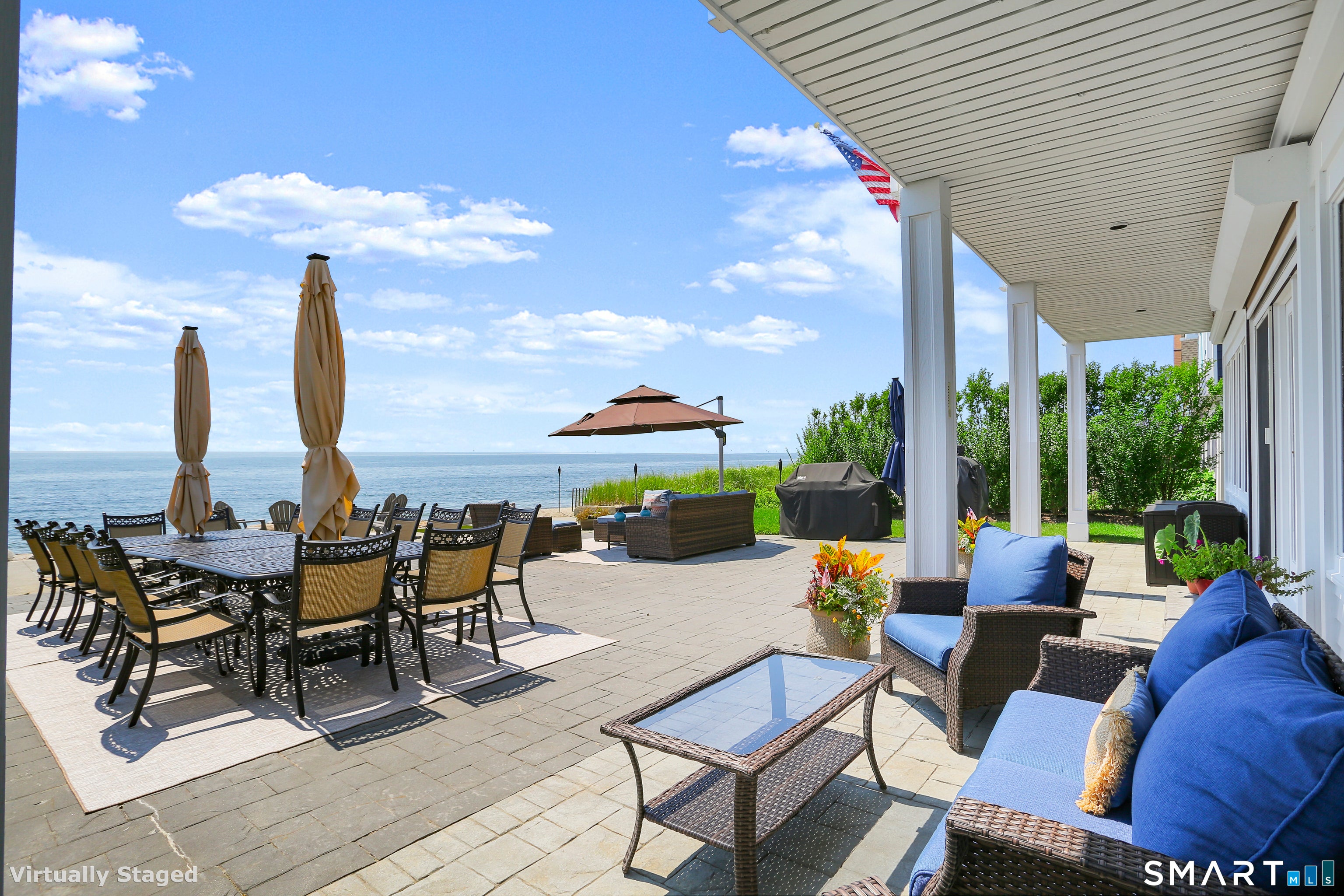 1149 Fairfield Beach Road