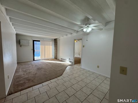 Condo For Sale - 20 Prospect Street #APT 64<br/> Manchester, CT 06040