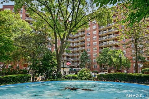 Condo For Sale - 71 Strawberry Hill Avenue #909<br/> Stamford, CT 06902