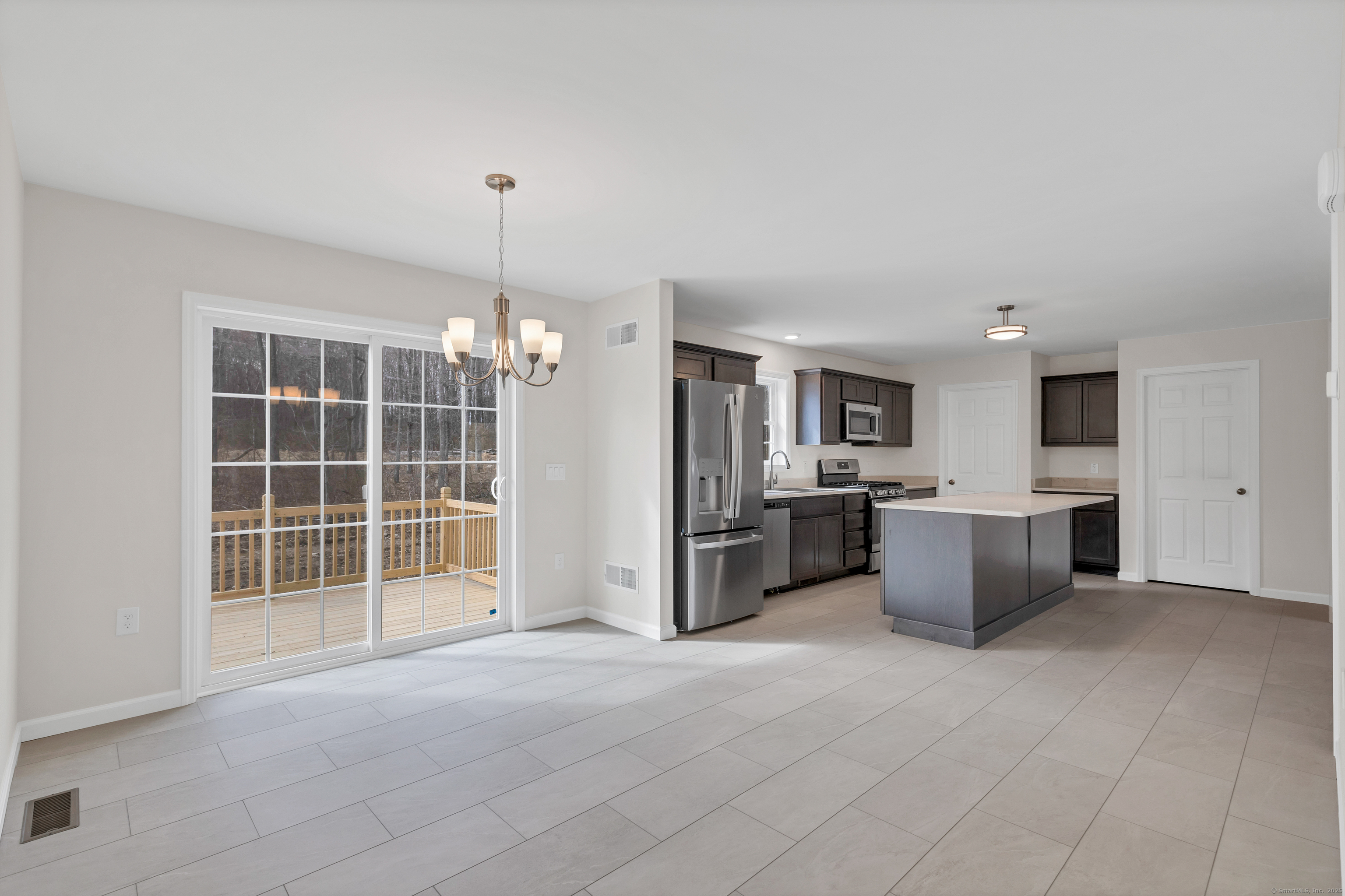 246 Simpson Lane, Montville, Connecticut image 10
