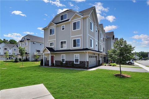 Photo of 62 Lexie Lane #62, South Windsor, CT 06074 (MLS # 170540418)