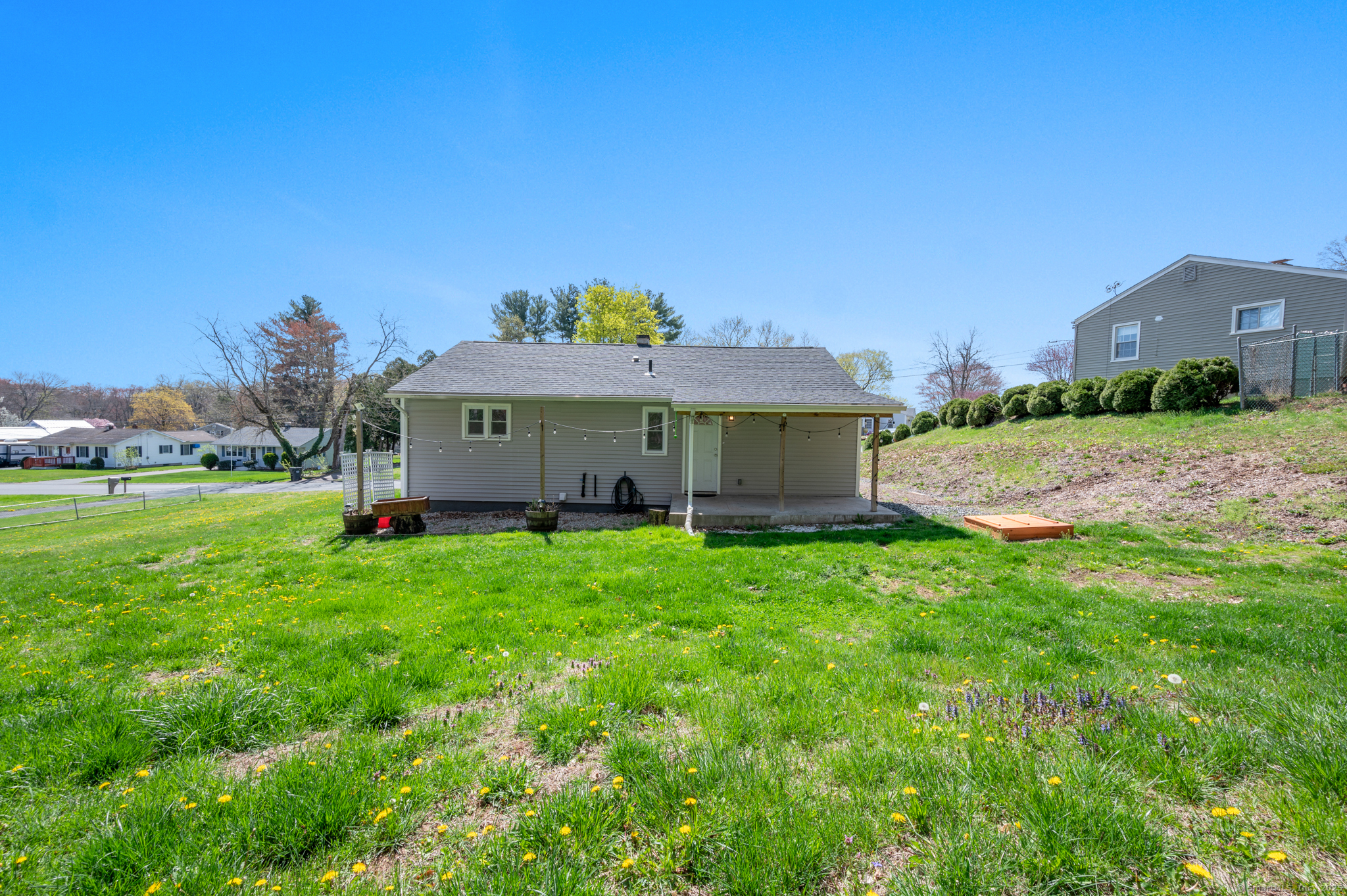 15 Cricket Road, East Windsor, Connecticut image 27