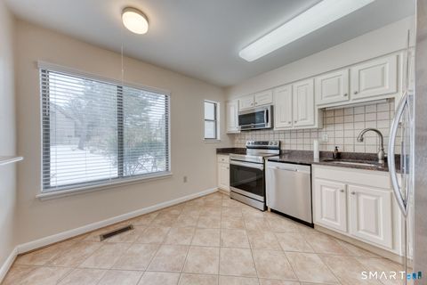 Tiny photo for 14 Walnut Lane #14, Avon, CT 06001 (MLS # 24154898)