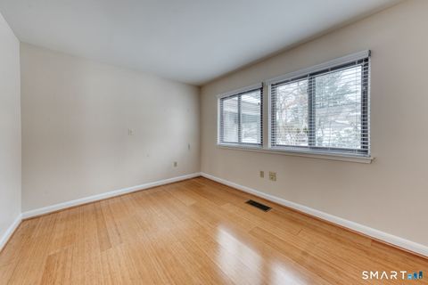 Tiny photo for 14 Walnut Lane #14, Avon, CT 06001 (MLS # 24154898)