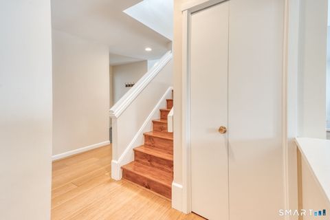 Tiny photo for 14 Walnut Lane #14, Avon, CT 06001 (MLS # 24154898)