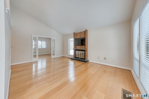 Tiny photo for 14 Walnut Lane #14, Avon, CT 06001 (MLS # 24154898)