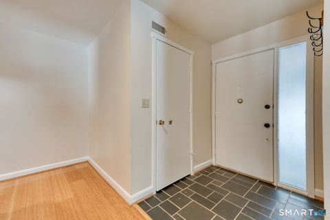 Tiny photo for 14 Walnut Lane #14, Avon, CT 06001 (MLS # 24154898)