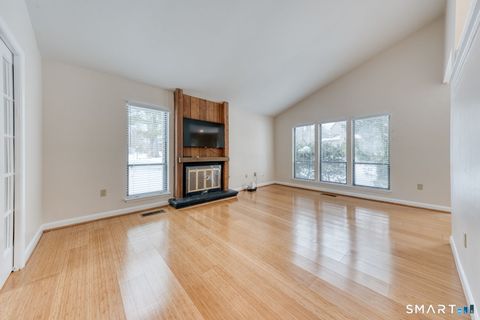 Tiny photo for 14 Walnut Lane #14, Avon, CT 06001 (MLS # 24154898)