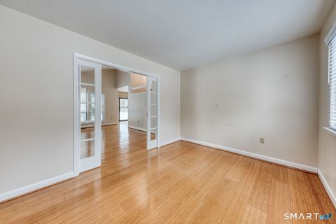 Tiny photo for 14 Walnut Lane #14, Avon, CT 06001 (MLS # 24154898)