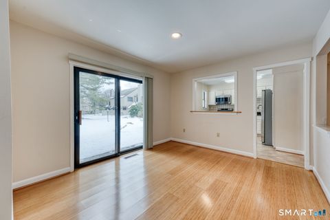 Tiny photo for 14 Walnut Lane #14, Avon, CT 06001 (MLS # 24154898)