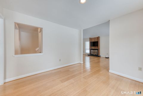 Tiny photo for 14 Walnut Lane #14, Avon, CT 06001 (MLS # 24154898)