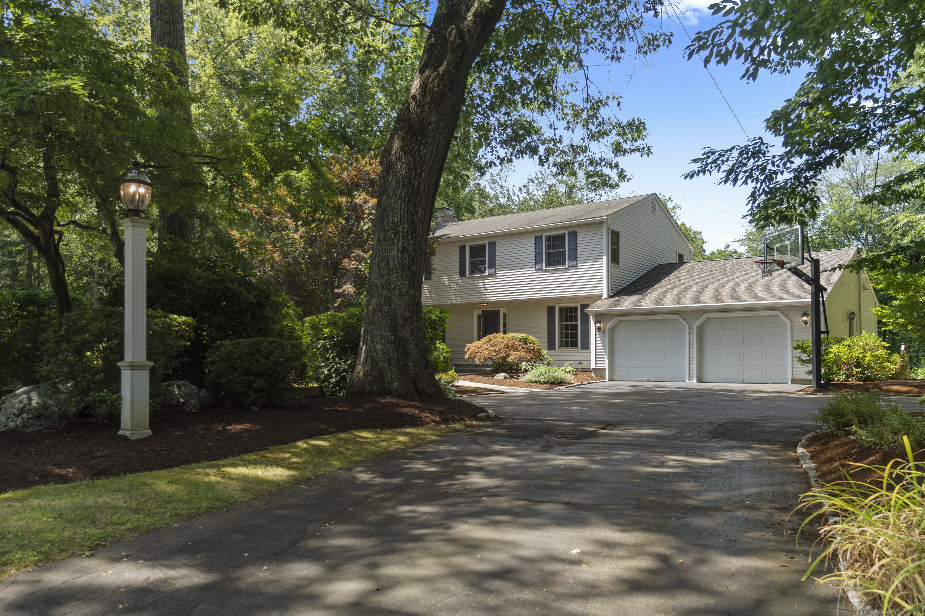 241 Hunters Trail
