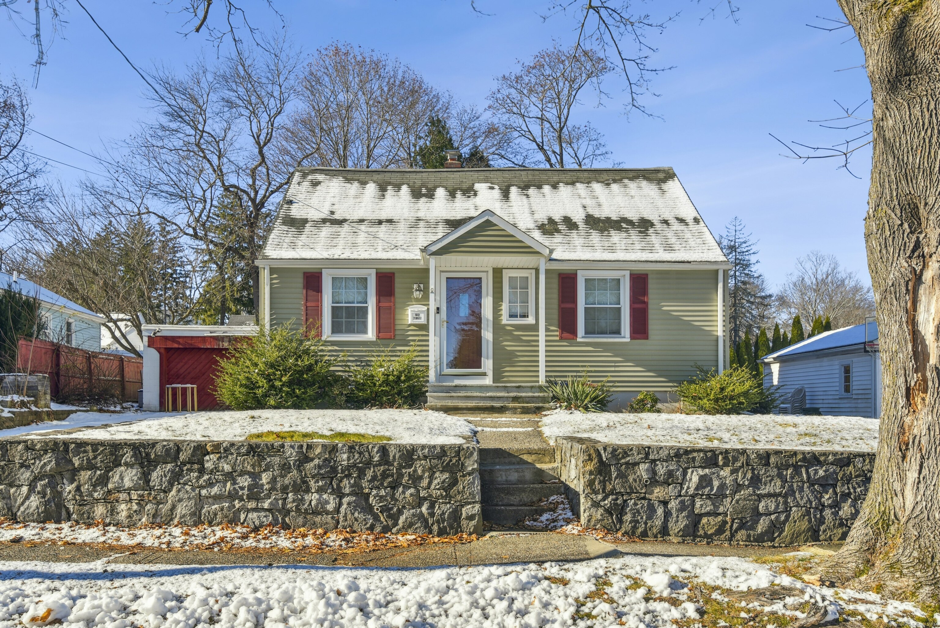 Photo 1 of Quinn Street, Naugatuck, Connecticut, $249,900, Web #: 24063493