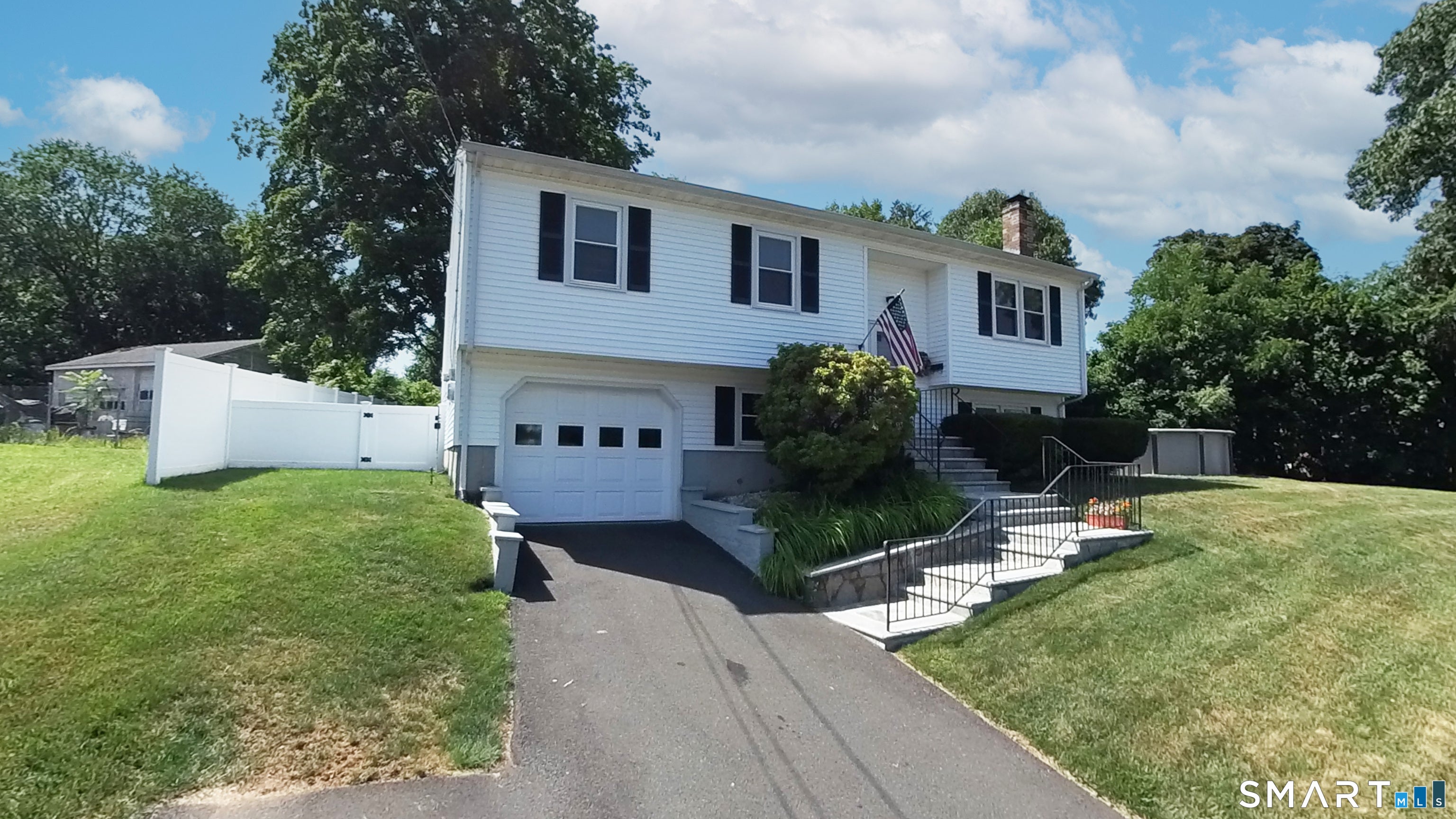 141 Constitution Street