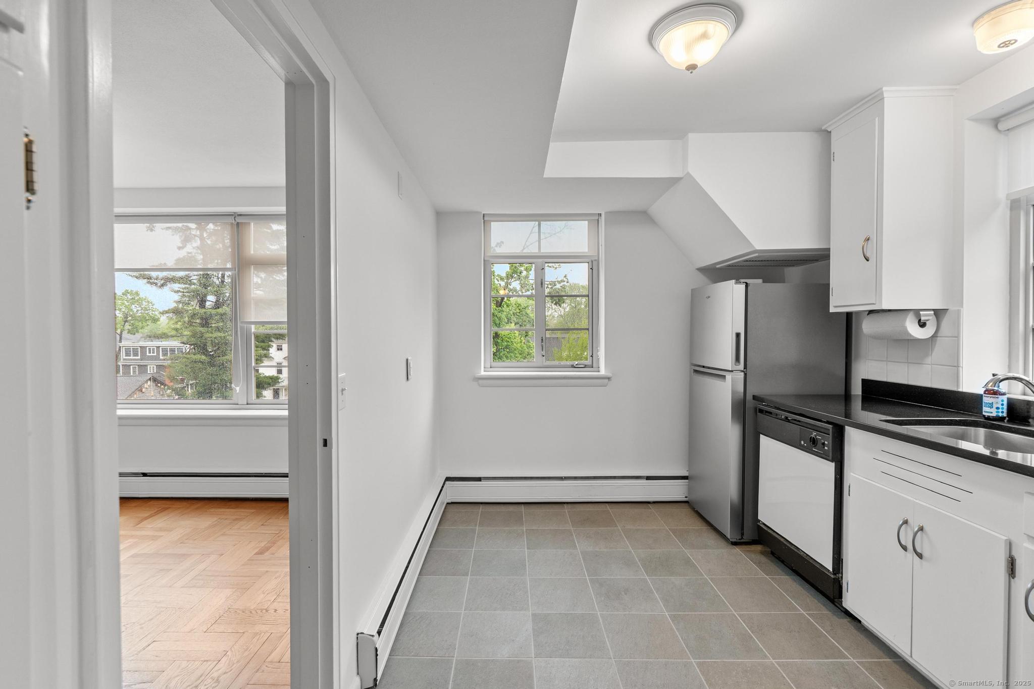 30 Outlook Avenue #APT 306, West Hartford, Connecticut image 10