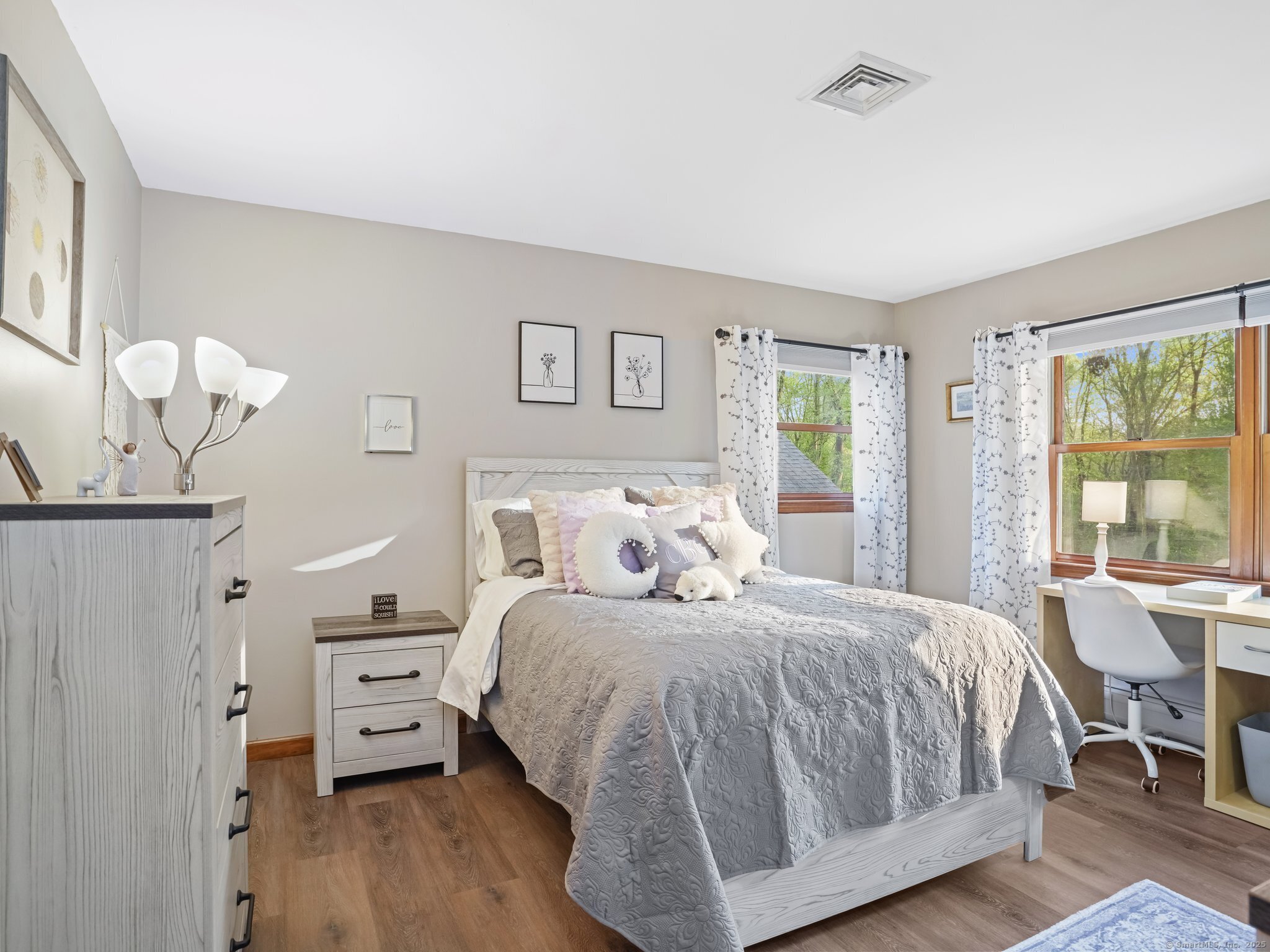 95 Pepperidge Circle, Stratford, Connecticut image 18