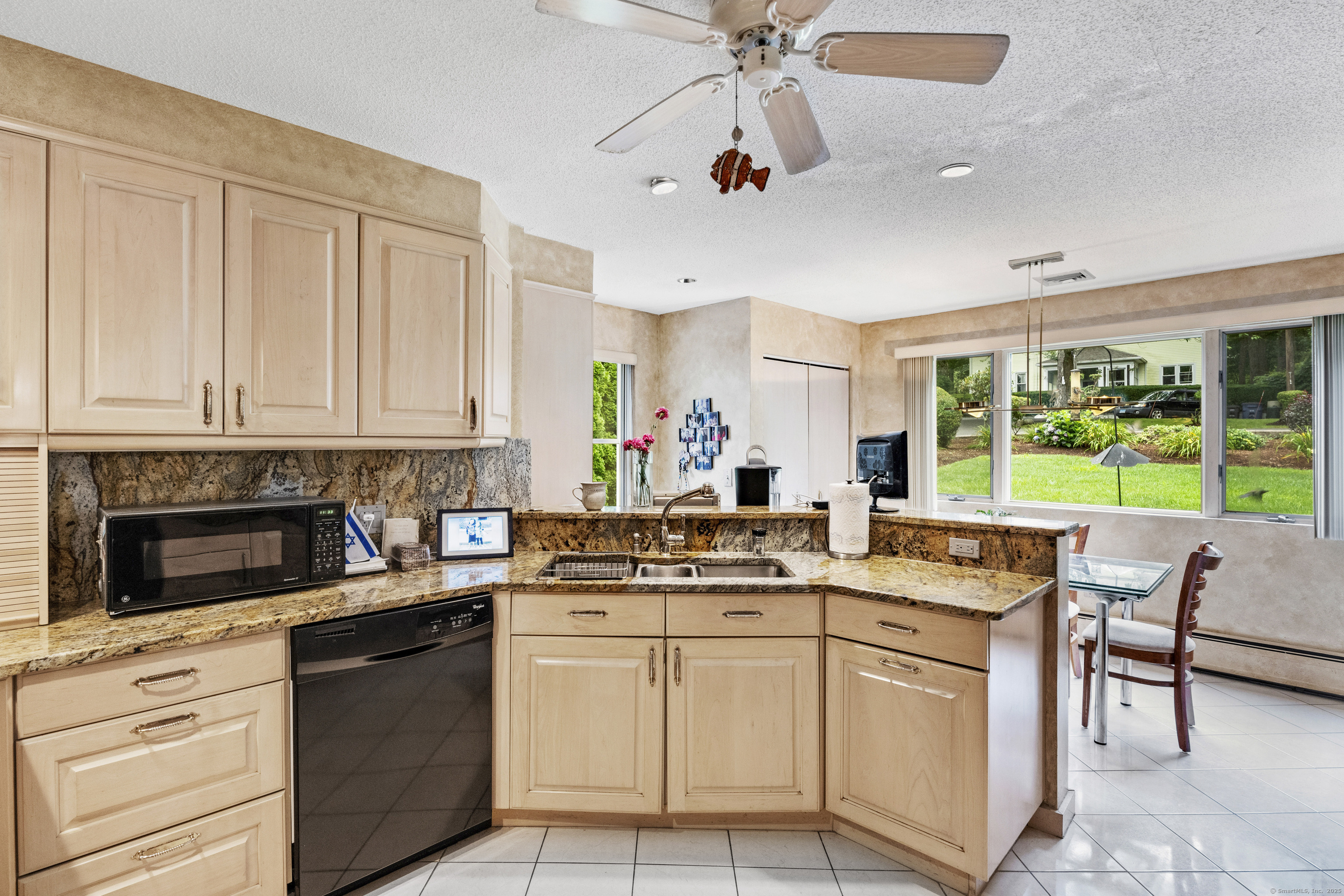 42 Vista Terrace, New Haven, Connecticut image 11