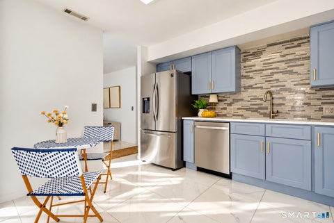 Tiny photo for 31 Harbour Close #31, New Haven, CT 06519 (MLS # 24216133)