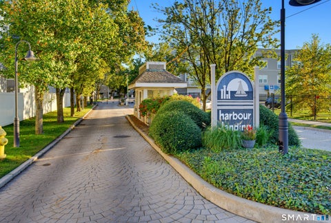 Tiny photo for 31 Harbour Close #31, New Haven, CT 06519 (MLS # 24216133)