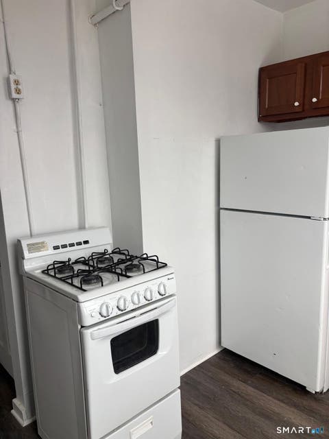 Multifamily For Rent - 86 Pequonnock Street #56<br/> Bridgeport, CT 06604