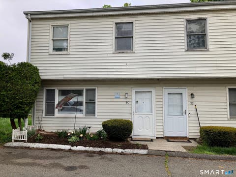 Condo For Sale - 30 Yarrington Court #30<br/> Bridgeport, CT 06607
