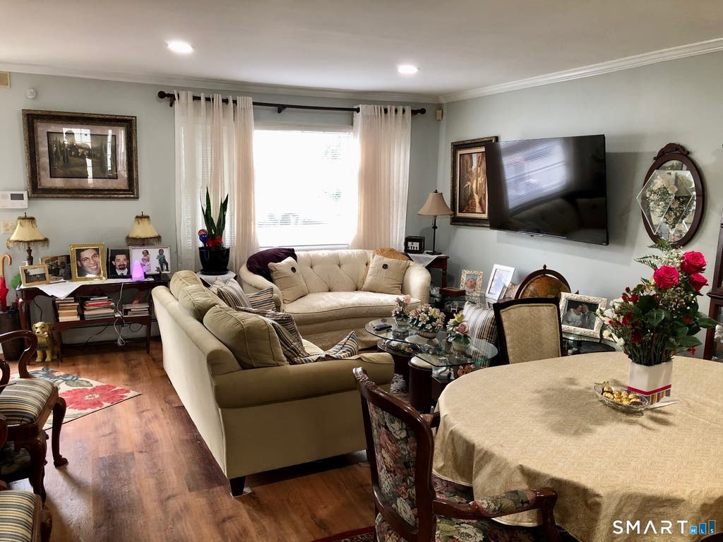 Photo of 30 Yarrington Court #30, Bridgeport, CT 06607 (MLS # 24174388)