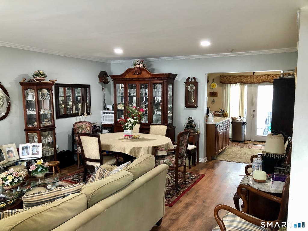Photo of 30 Yarrington Court #30, Bridgeport, CT 06607 (MLS # 24174388)