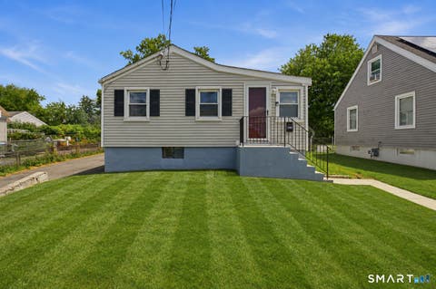 Photo of 1300 Reservoir Avenue, Bridgeport, CT 06606 (MLS # 24200936)