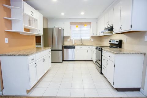 Tiny photo for 2 Quail Drive #2, Simsbury, CT 06081 (MLS # 24135401)