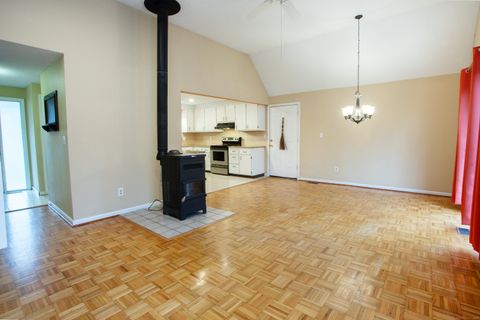 Tiny photo for 2 Quail Drive #2, Simsbury, CT 06081 (MLS # 24135401)