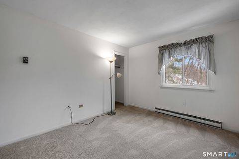 Tiny photo for 1 Great Oak Court #1, Cromwell, CT 06416 (MLS # 24151522)