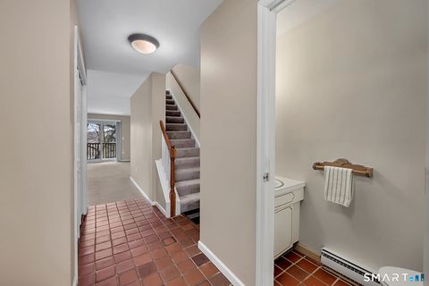 Tiny photo for 1 Great Oak Court #1, Cromwell, CT 06416 (MLS # 24151522)