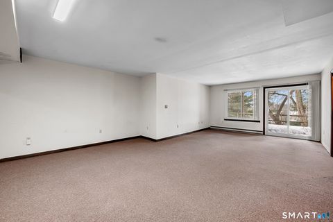 Tiny photo for 1 Great Oak Court #1, Cromwell, CT 06416 (MLS # 24151522)