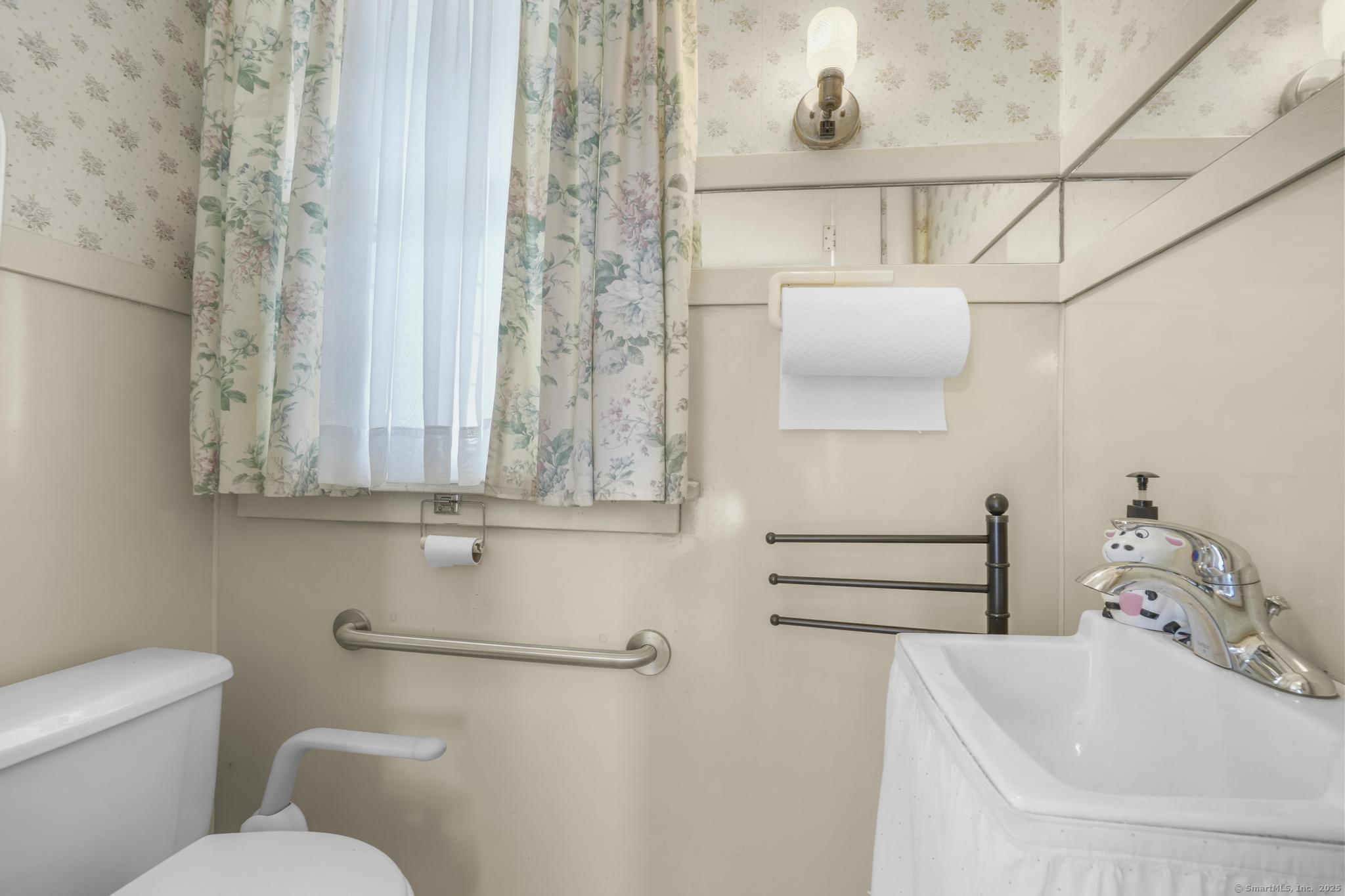 95 Thames Street, New London, Connecticut image 10