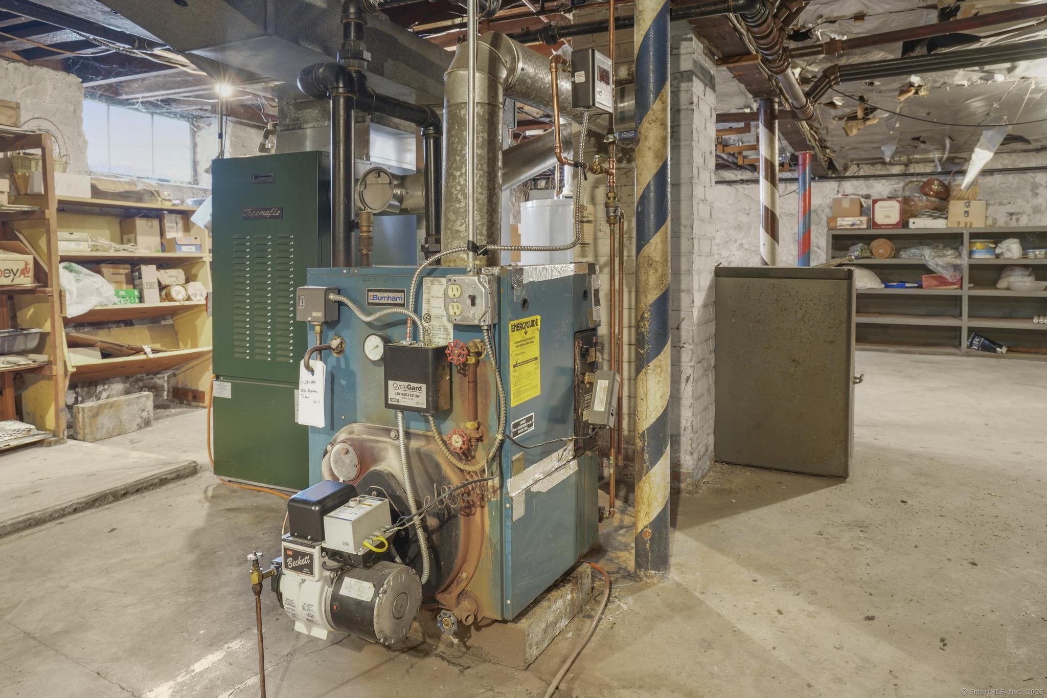 95 Thames Street, New London, Connecticut image 31