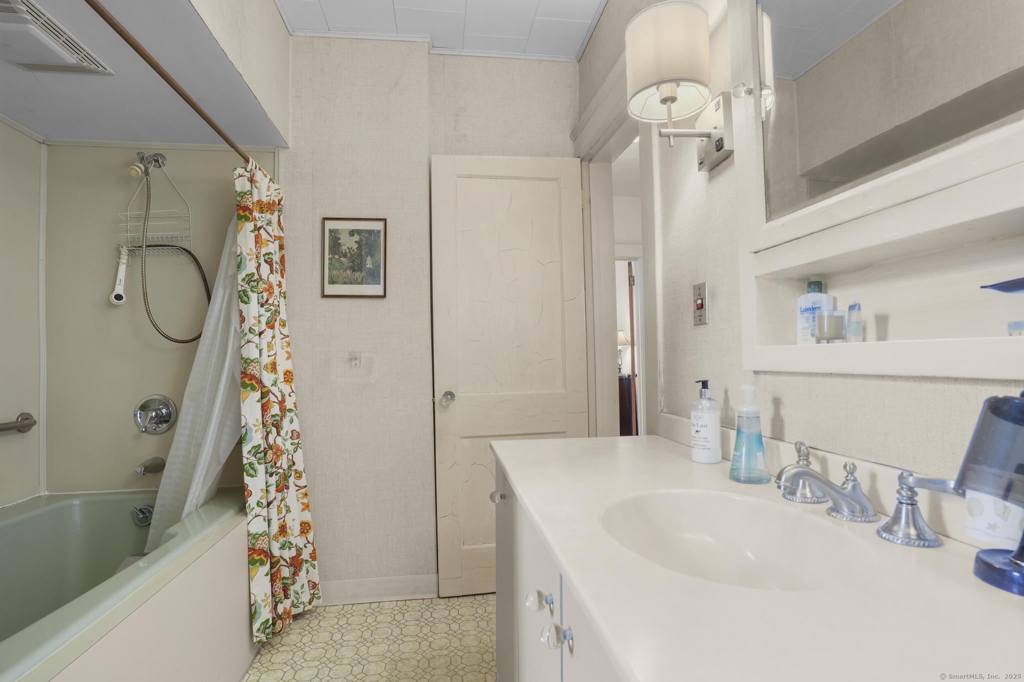 95 Thames Street, New London, Connecticut image 23