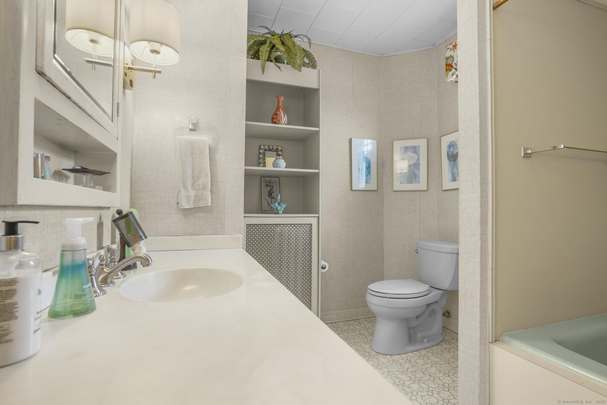 95 Thames Street, New London, Connecticut image 22