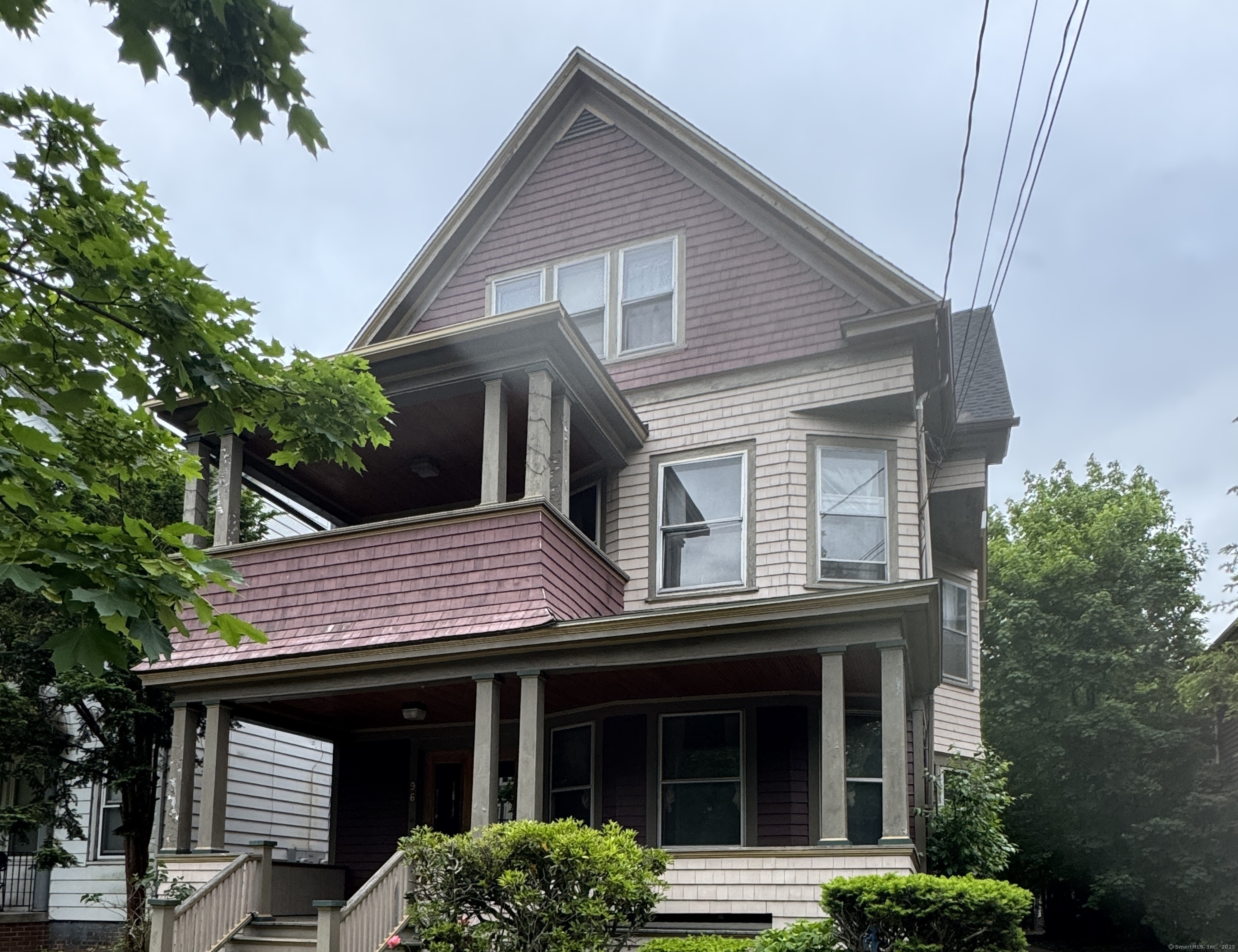 Property for Sale at Hubinger Street, New Haven, Connecticut - Bedrooms: 8 
Bathrooms: 3 
Rooms: 14  - $618,795