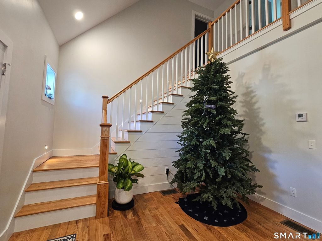 Photo of 23 Ivy Hill Road #23, Waterford, CT 06385 (MLS # 24147141)