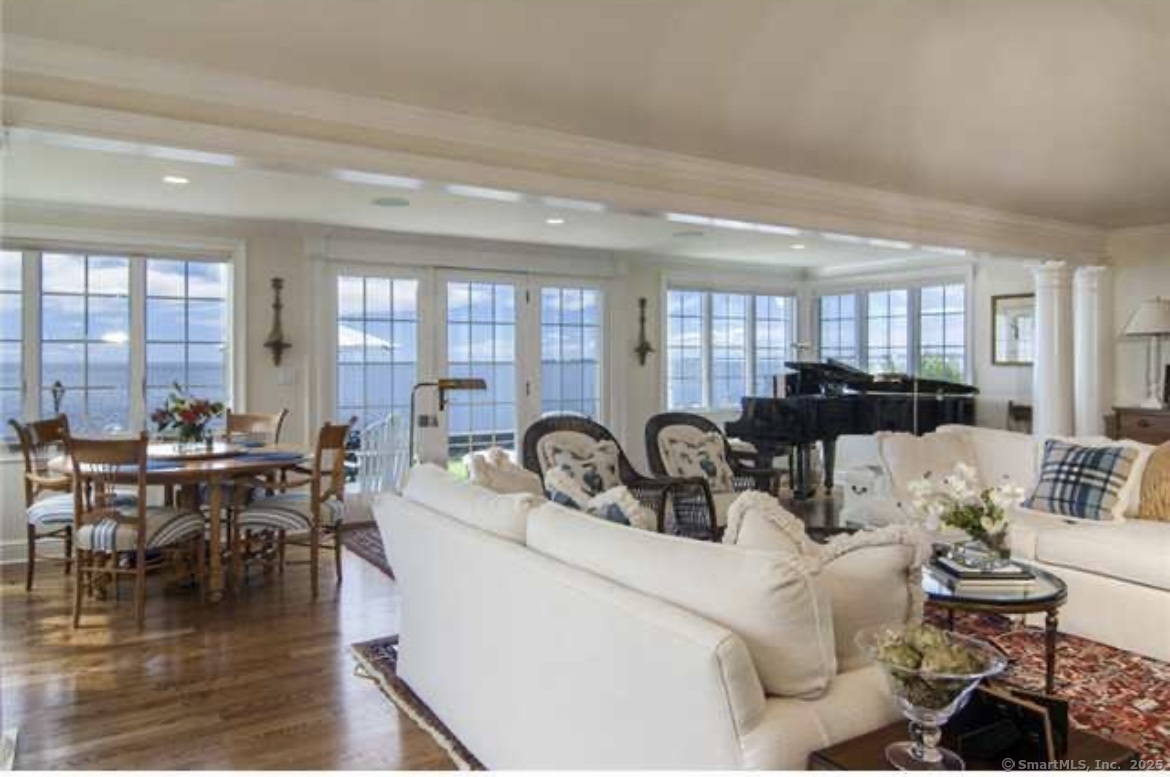 25 West Shore Drive