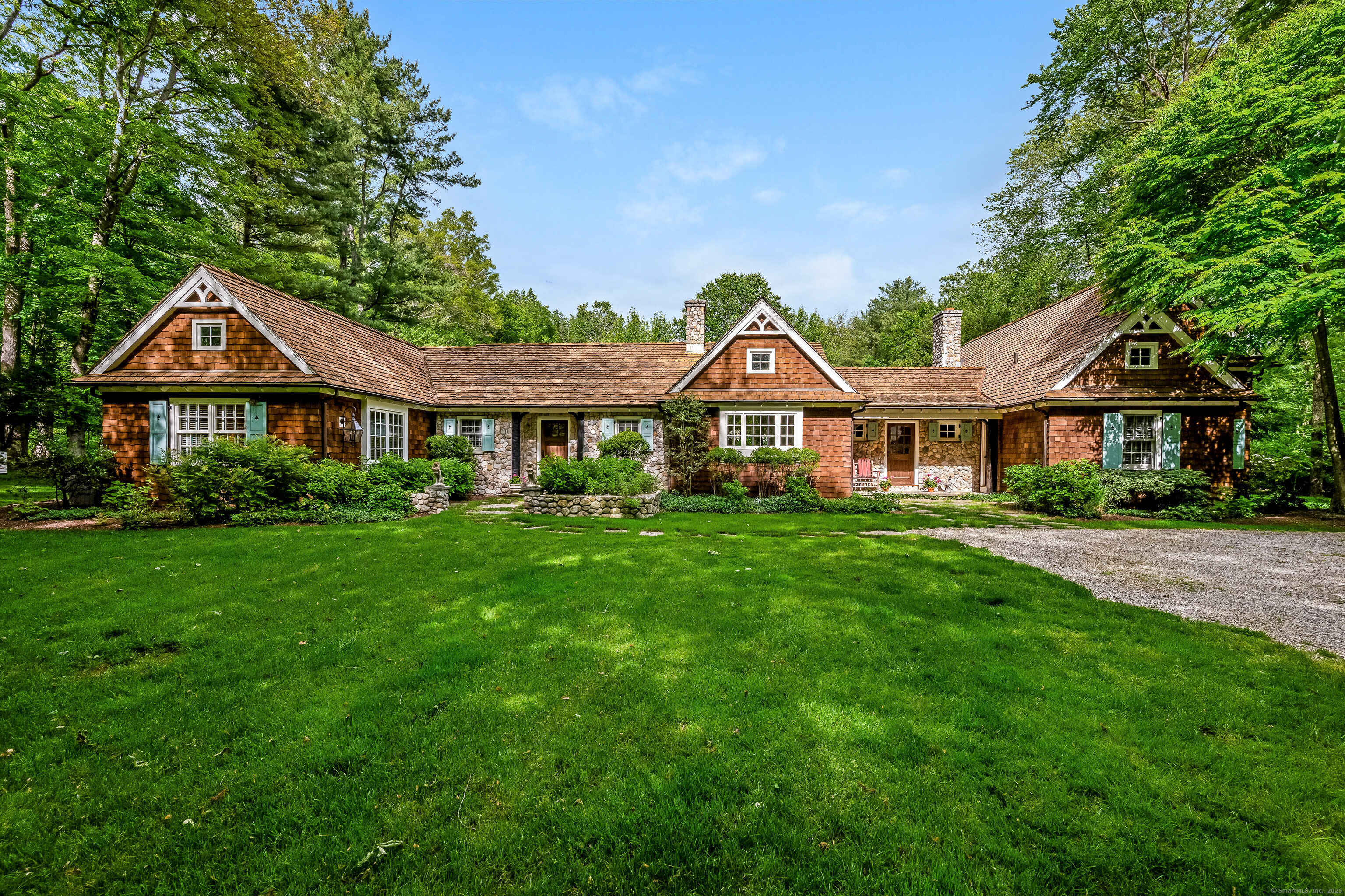 Property for Sale at Salisbury Road, Darien, Connecticut - Bedrooms: 4 
Bathrooms: 4 
Rooms: 9  - $2,795,000