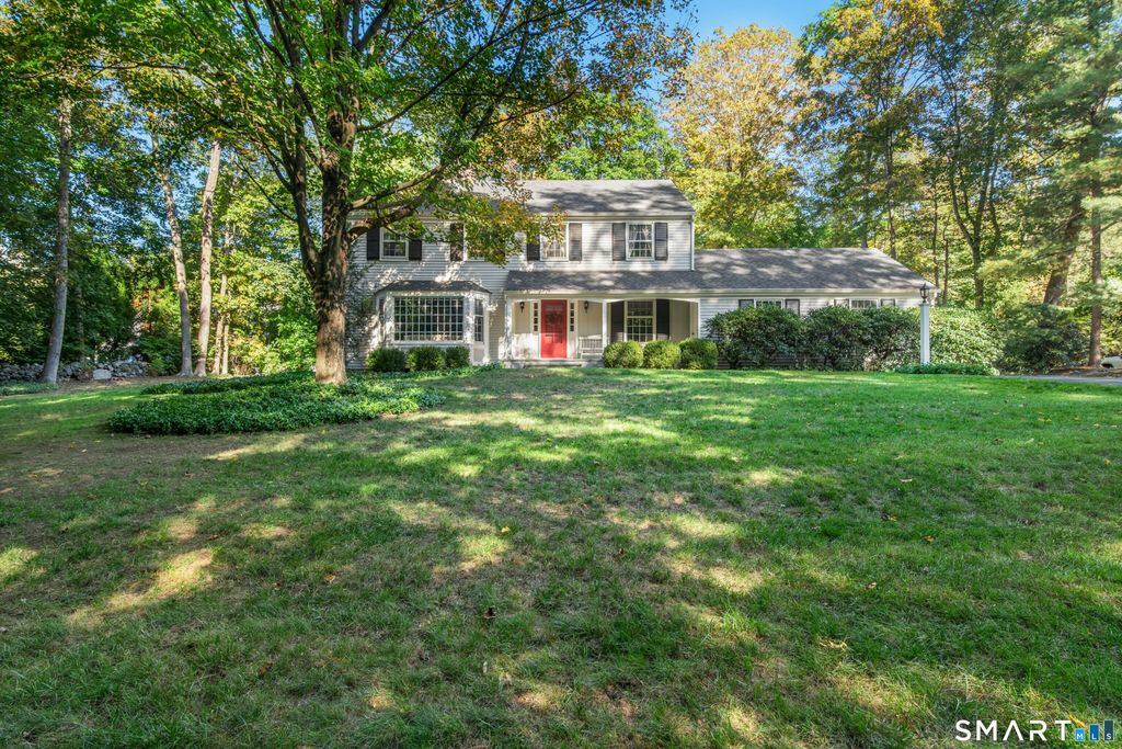 Photo of 254 White Oak Shade Road, New Canaan, CT 06840 (MLS # 24169480)