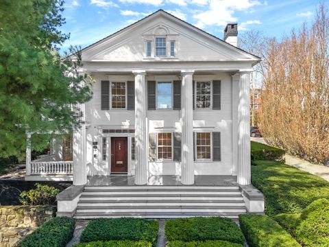 A home in New Canaan