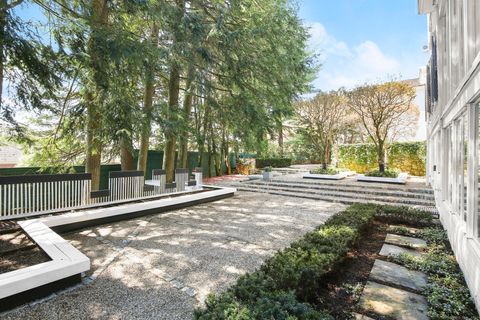 A home in New Canaan