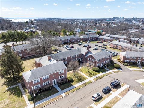 Condo For Sale - 23 Standish Road #APT 2<br/> Stamford, CT 06902